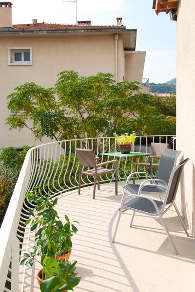 Appartement D Artiste Hyères Buitenkant foto
